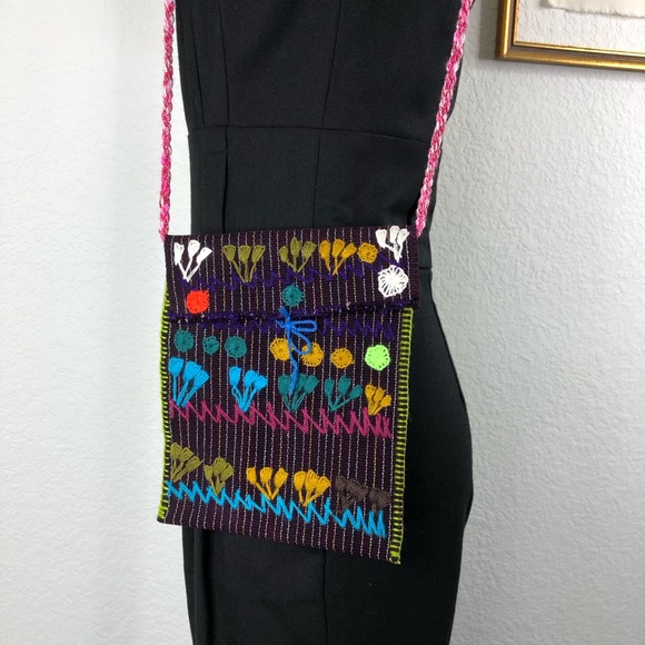 Costume Baldor Mexican Handmade Embroidered Floral Cross Body Bag - Picture 1 of 11